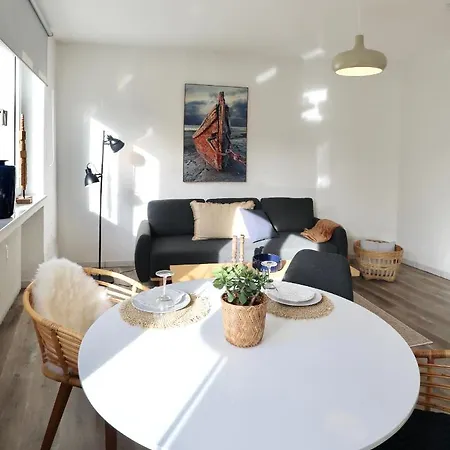 アパート Boho Apartment: Netflix + Balcony + Bathtub