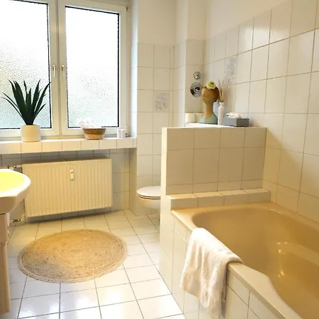 Boho Apartment: Netflix + Balcony + Bathtub إسن